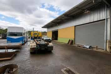 Rare Yard-Dominant Industrial Opportunity