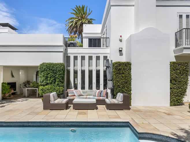 3 Crescent Road, Parnell