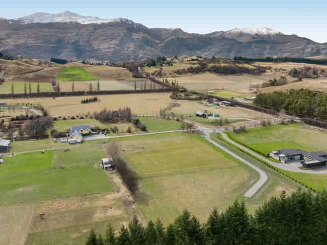  Paddock Lane, Lower Shotover