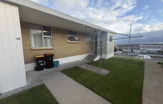 14/14 Church Street , Te Aroha