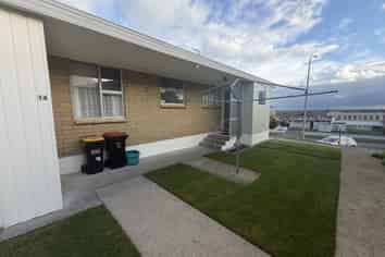 14/14 Church Street , Te Aroha