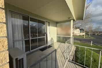 14/14 Church Street , Te Aroha