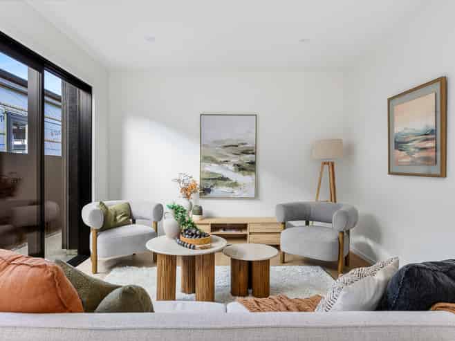 Auckland - Address withheld