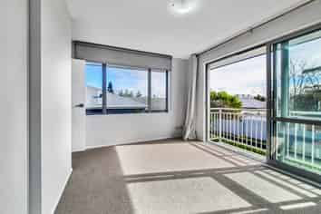 67 Essex Street, Phillipstown