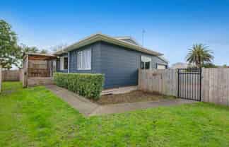 49a Springs Road, Parakai