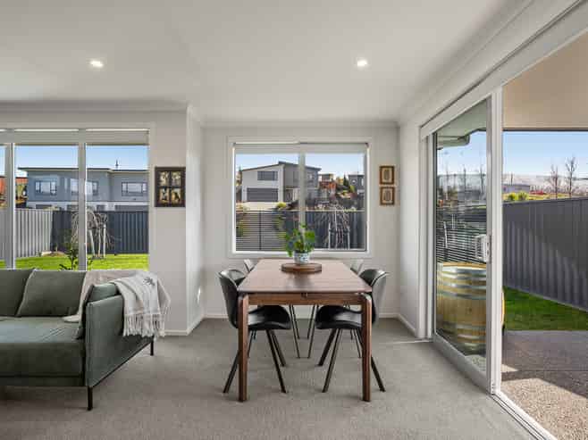 72 Stratford Drive, Mount Pisa, Cromwell
