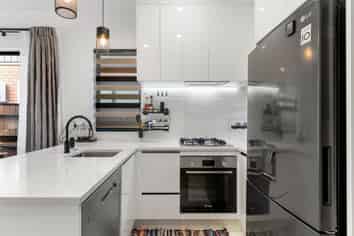 18 Treeline Lane, Flat Bush