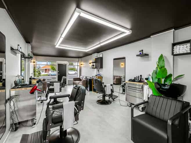 FREEHOLD RETAIL INVESTMENT IN MT ROSKILL
