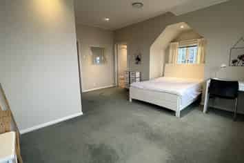 Room 1/ 27 Pitt Street, North Dunedin