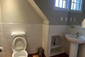 Room 1/ 27 Pitt Street, North Dunedin