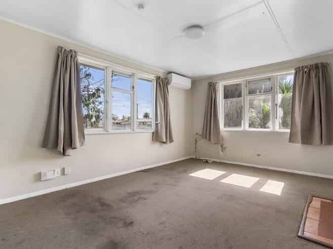 48 Kelvin Road, Papakura