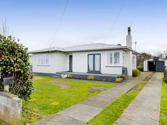 8 Pacey Avenue, Hawera