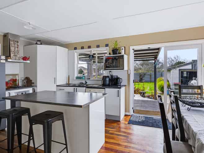8 Pacey Avenue, Hawera