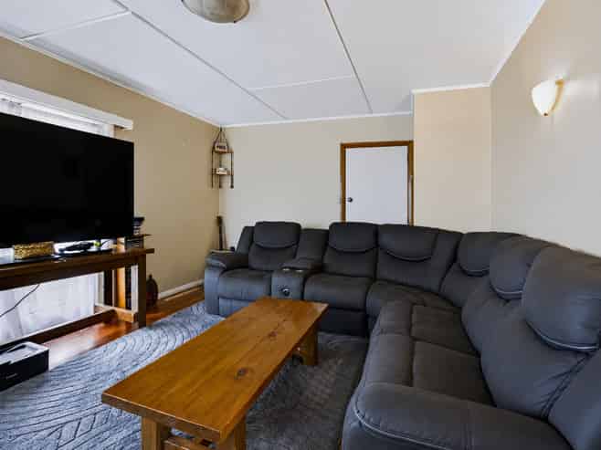 8 Pacey Avenue, Hawera