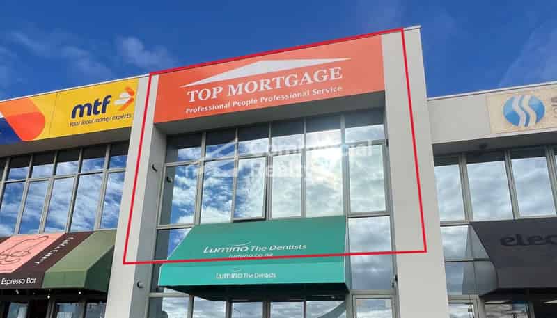 12 Amera Place, Botany Downs