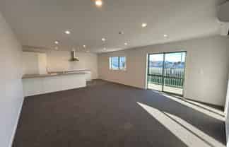 2/15 De Havilland Way, Mount Maunganui