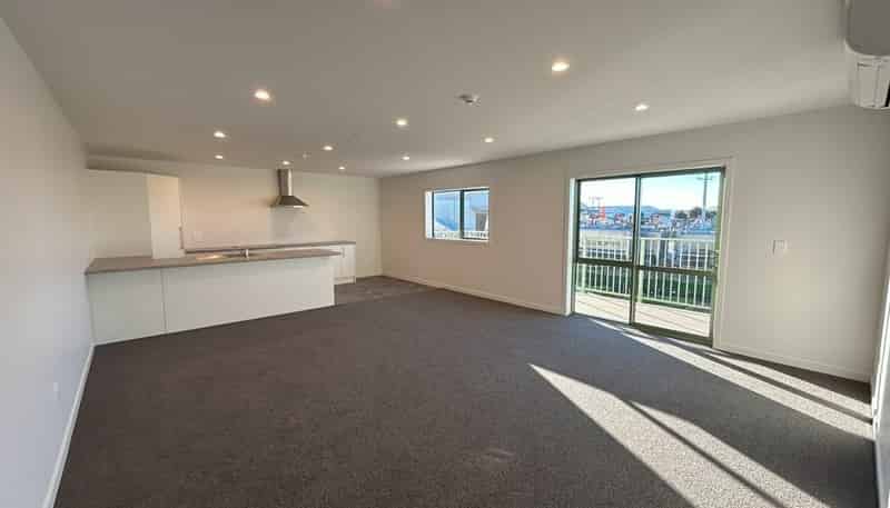 2/15 De Havilland Way, Mount Maunganui