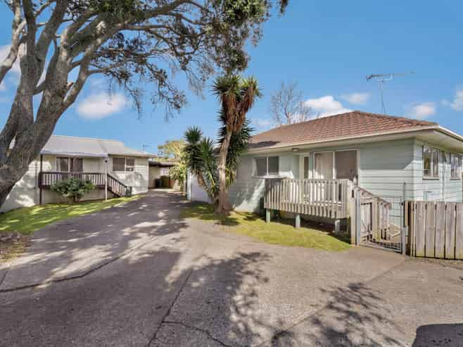 2/131 Favona Road, Favona