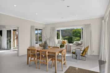 6 Ladbrook Lane, Richmond