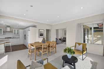 6 Ladbrook Lane, Richmond
