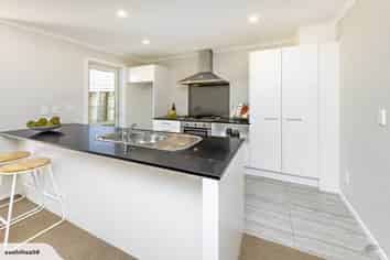 58 Arrowsmith Drive, Flat Bush