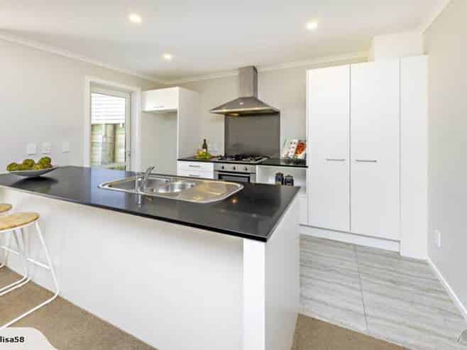 58 Arrowsmith Drive, Flat Bush