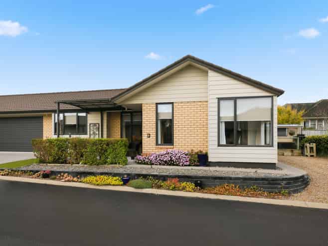 8 Black Rock Way, Paeroa