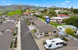 8 Black Rock Way, Paeroa