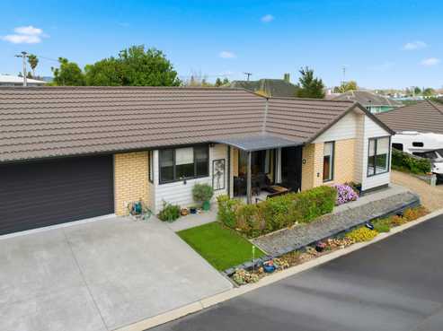 8 Black Rock Way, Paeroa