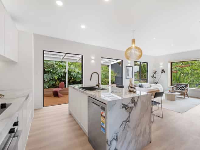 2/701 Great North Road, Grey Lynn