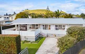 28 Lindis Place, Mangere Bridge