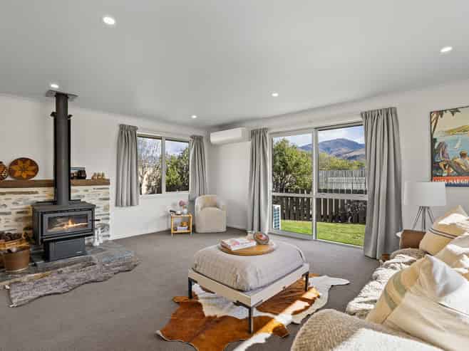 11 Phoenix Place, Cromwell