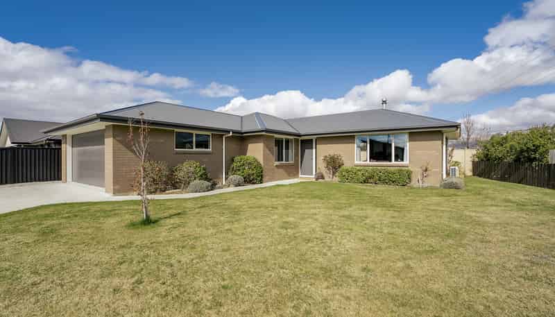 11 Phoenix Place, Cromwell