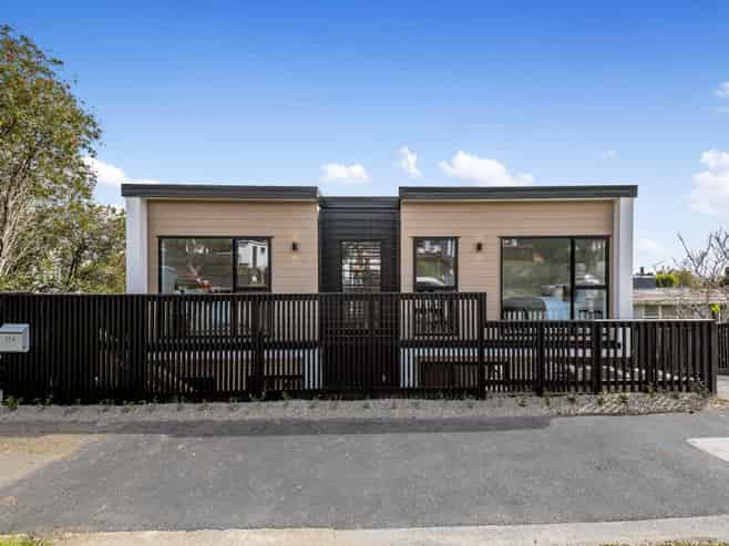 25A Hadfield Avenue, Waterview