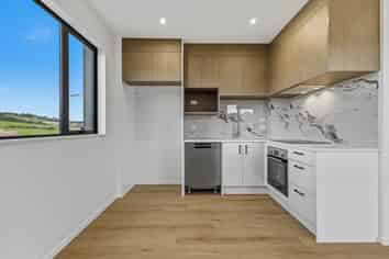 24 Vista Estate Boulevard, Flat Bush