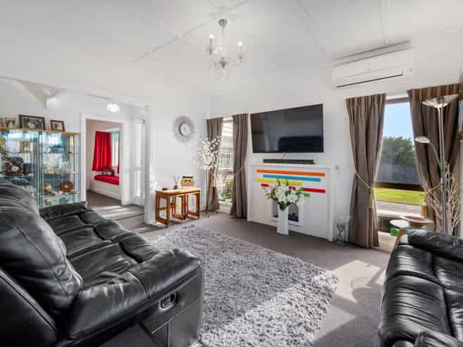 6 Avondale Road, Taradale