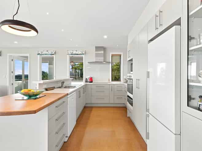 271 Cannon Hill Crescent, Mount Pleasant