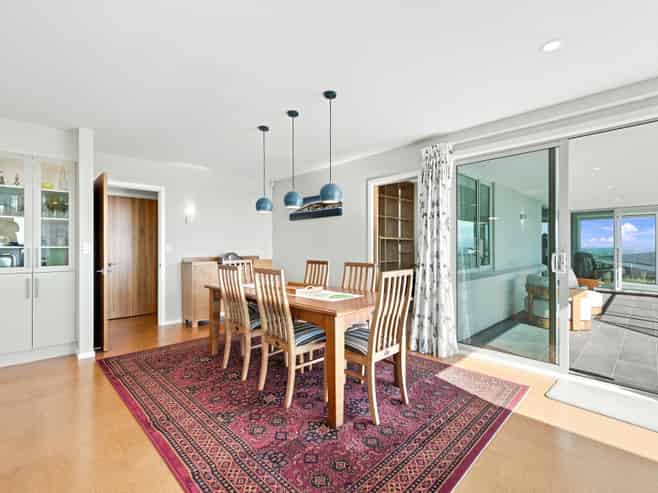 271 Cannon Hill Crescent, Mount Pleasant