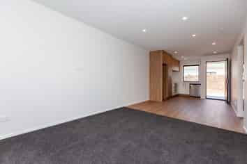 28F Sussex Street, Levin