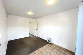 Ground floor Albany gem