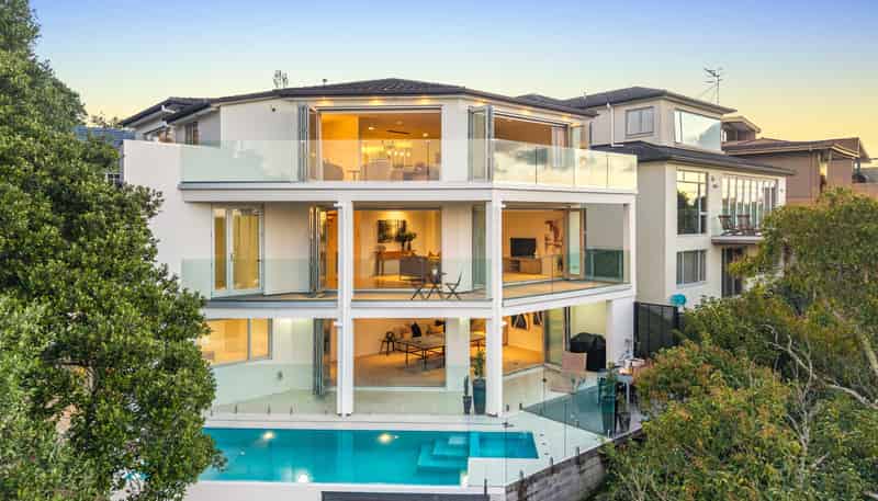 18 Hampton Drive, St Heliers