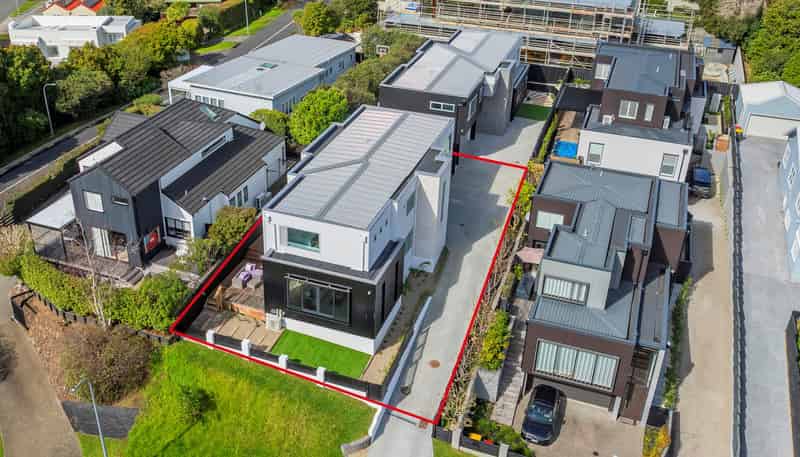 35  Yattendon Road, Saint Heliers
