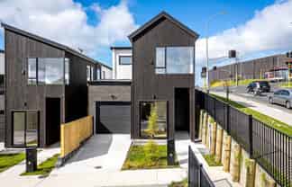 19 & 25 Wira Lane, Silverdale