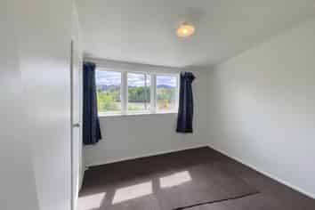 212 Anzac Parade, Whanganui East