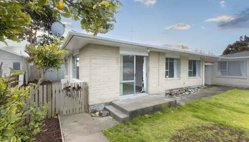 8 Winiata Place, Otaki