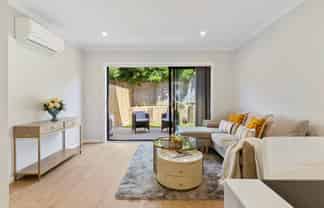 10/125B Metcalfe Road, Ranui