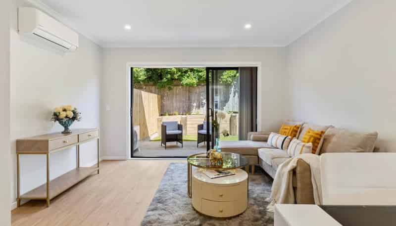 10/125B Metcalfe Road, Ranui
