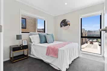 10/125B Metcalfe Road, Ranui