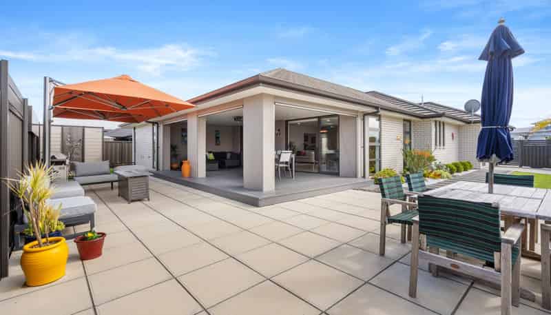 59 Stace Hopper Drive, One Tree Point