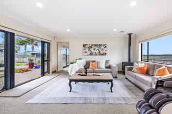 101 Grovenor Drive, Orewa